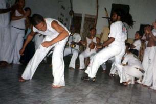 Mestre João Coquinho e Mestre Guará - Roda semanal do Berimbau Brasil, SP/SP