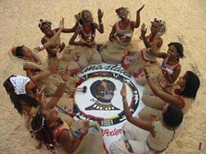 Assoc. Educ. Cultural Didá:africanos e descendentes em culto a Escrava Anastácia