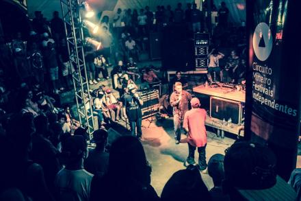 Casa Fora do Eixo Minas - CMFI