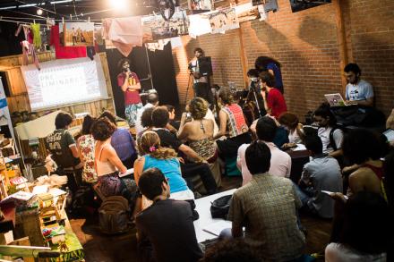 circuito fora do eixo