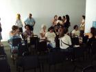 Participantes aguardando o início da oficina de culinária